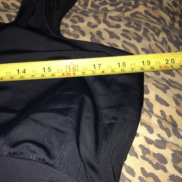 TIME & TRU size 1X 16w - 18wOne piece sheer top V- back slightly padded - Picture 9 of 16